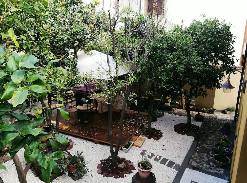 La Corte di Lucina - last minute hotel in Terralba