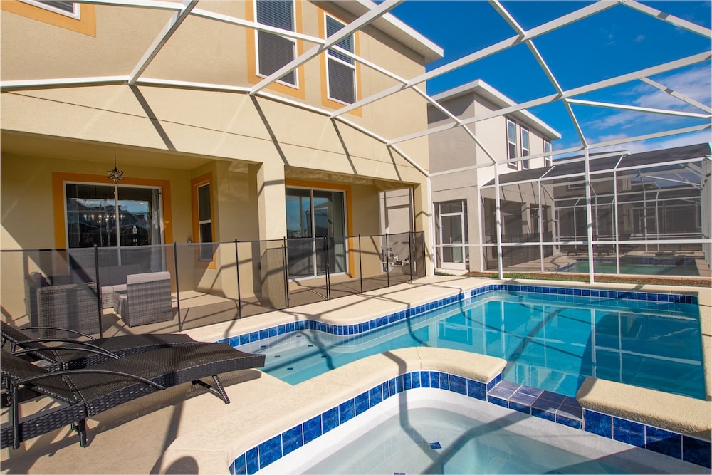 Champions Gate Resort 6 Bdrm Home - photo 43