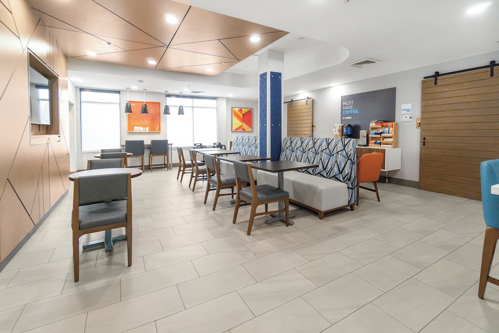 Holiday Inn Express Salt Lake City South Midvale by IHG - photo 35