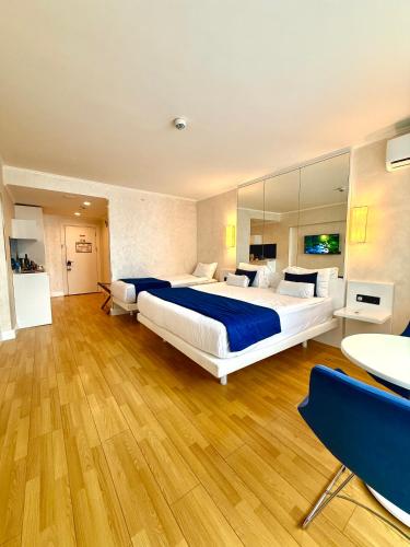 Luxury Batumi Hotel — Batumi — photo 5