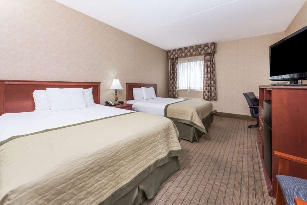 Baymont by Wyndham Indianapolis South - photo 11