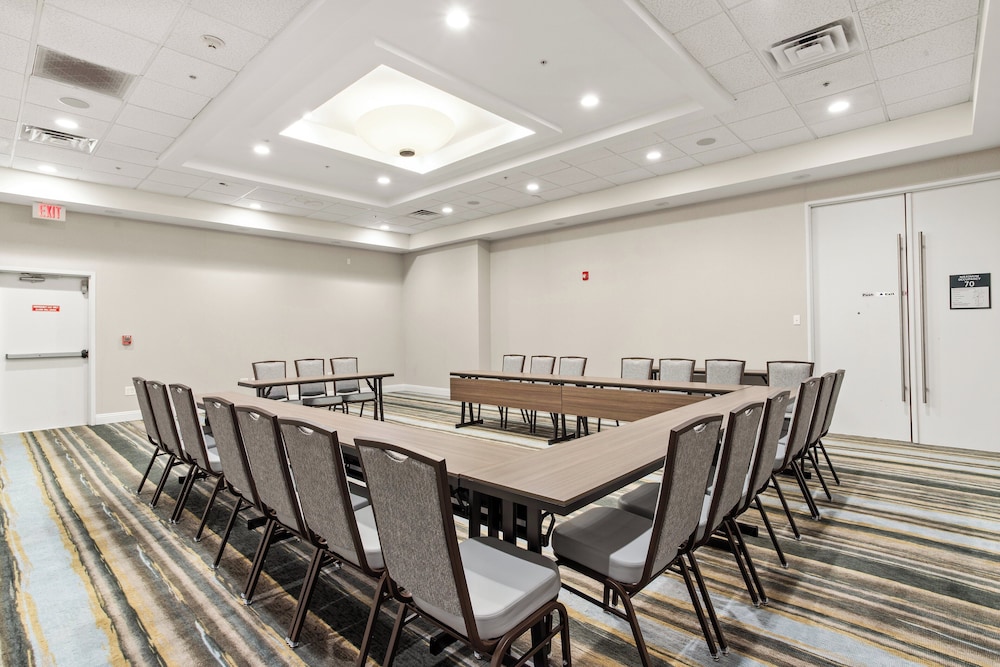 Holiday Inn Baton Rouge College Drive I 10 by IHG - photo 46
