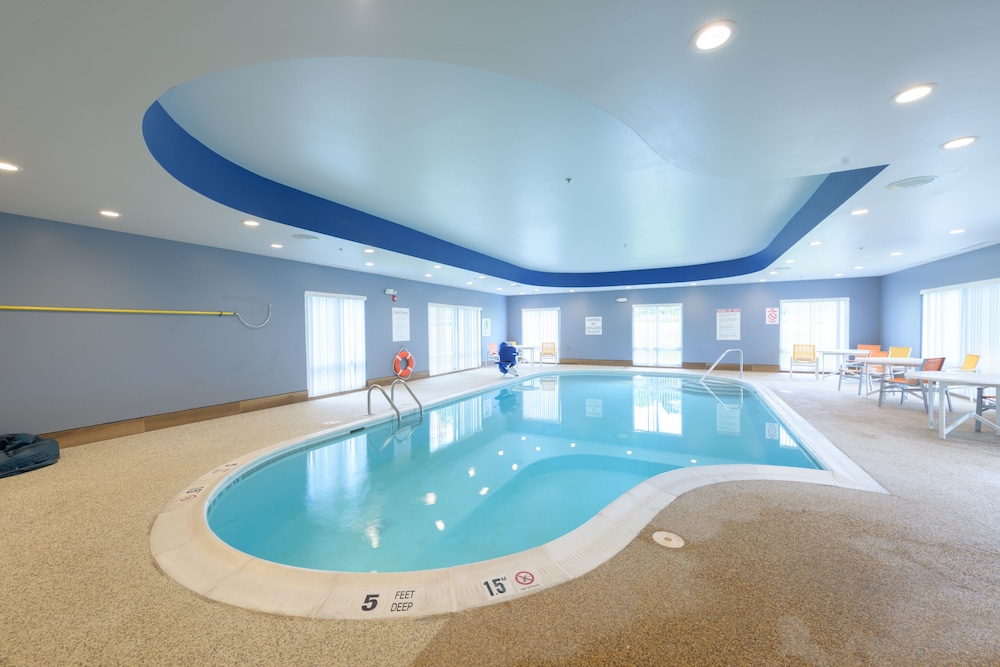 Holiday Inn Express & Suites Jamestown by IHG - photo 21