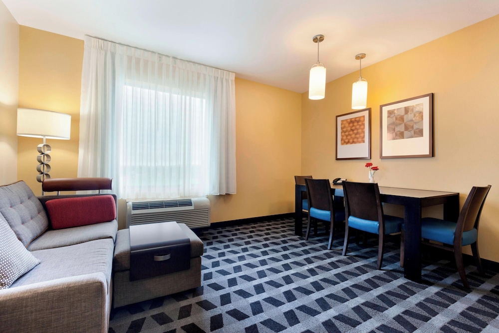 TownePlace Suites by Marriott Joliet South - photo 14