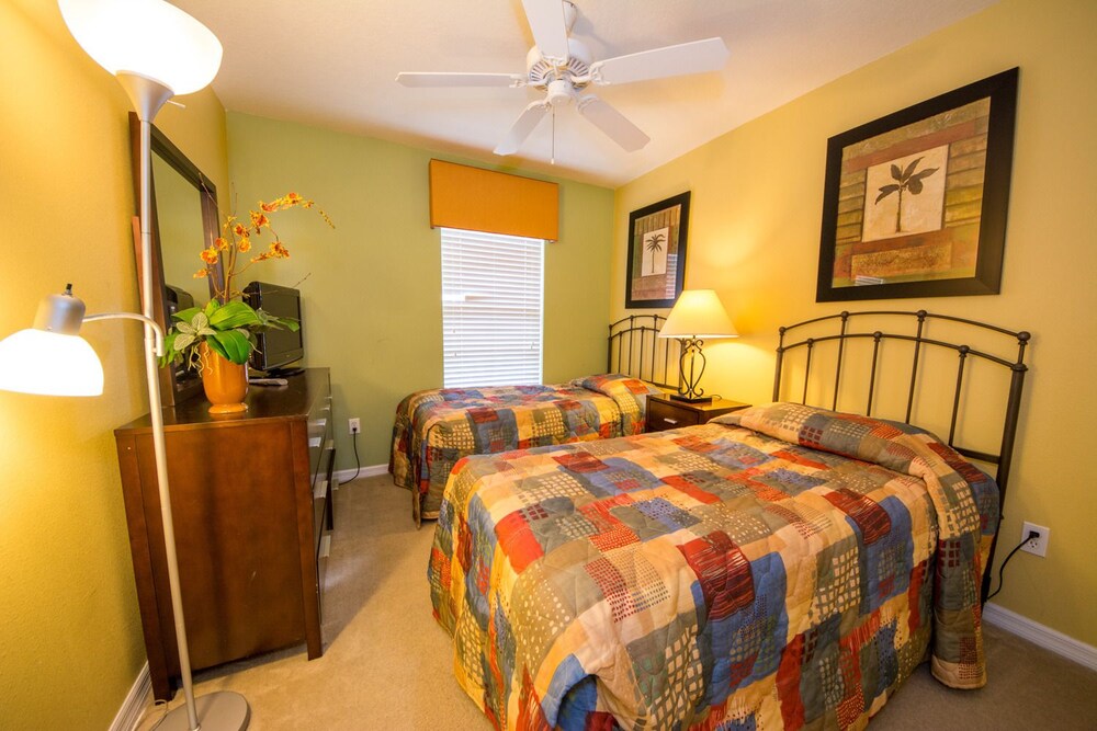 Bella Vida Resort by Home 2U - photo 29