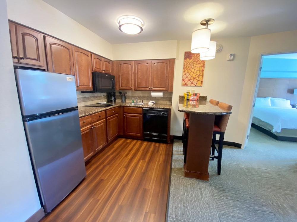Staybridge Suites Great Falls by IHG - photo 26