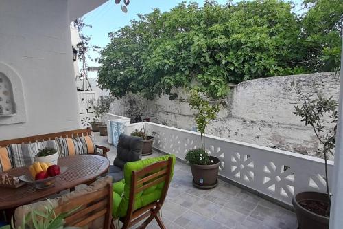 EZEIZA cedro azul 10 minutes the air port — hotel in Jose Maria Ezeiza