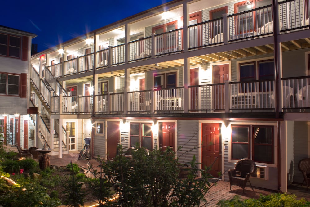 MV Surfside Hotel - photo 60