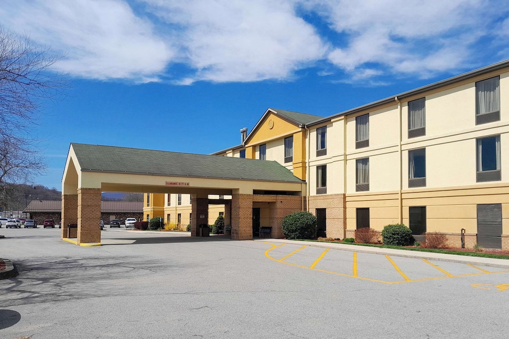 Comfort Inn Duncansville Altoona - featured photo