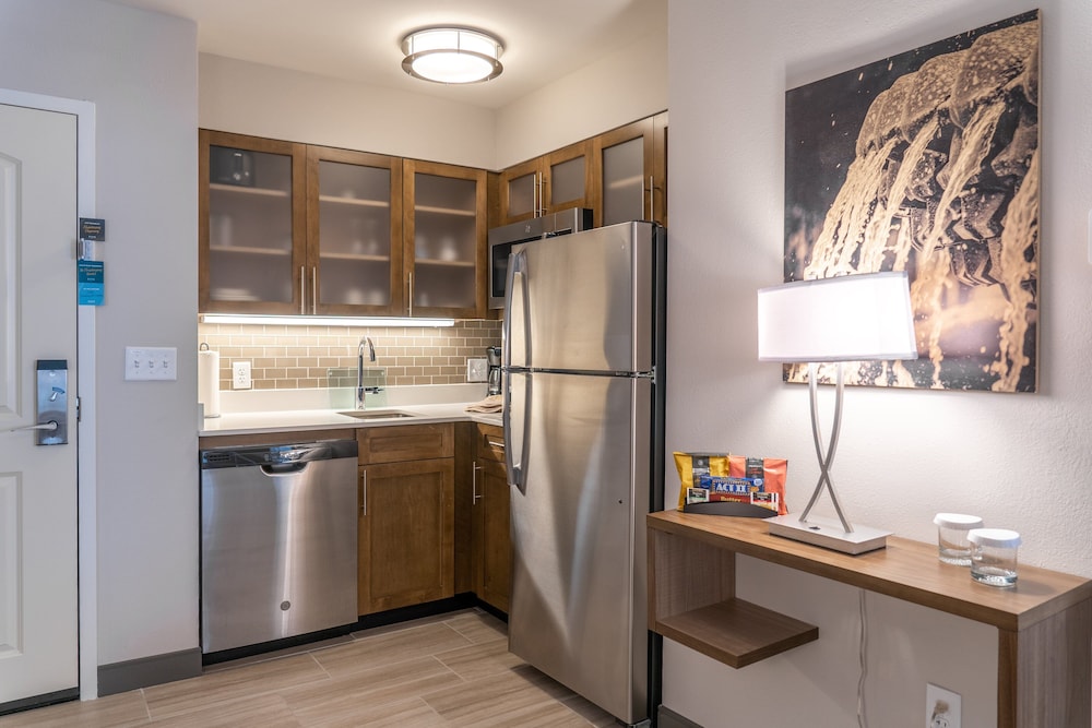 Staybridge Suites Summerville by IHG - photo 32