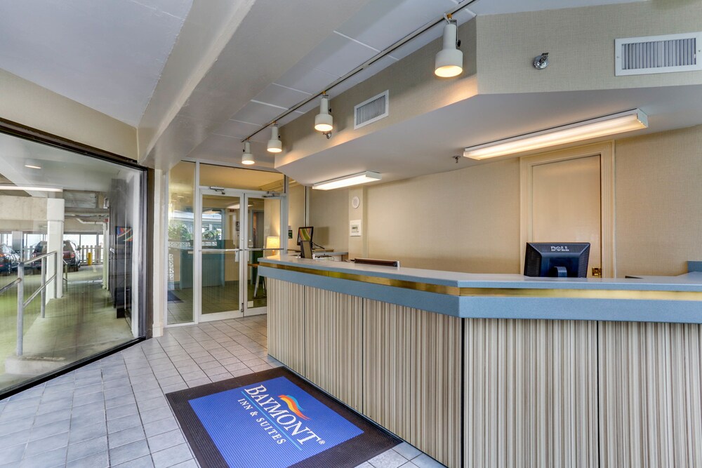Baymont by Wyndham Virginia Beach Oceanfront - photo 2