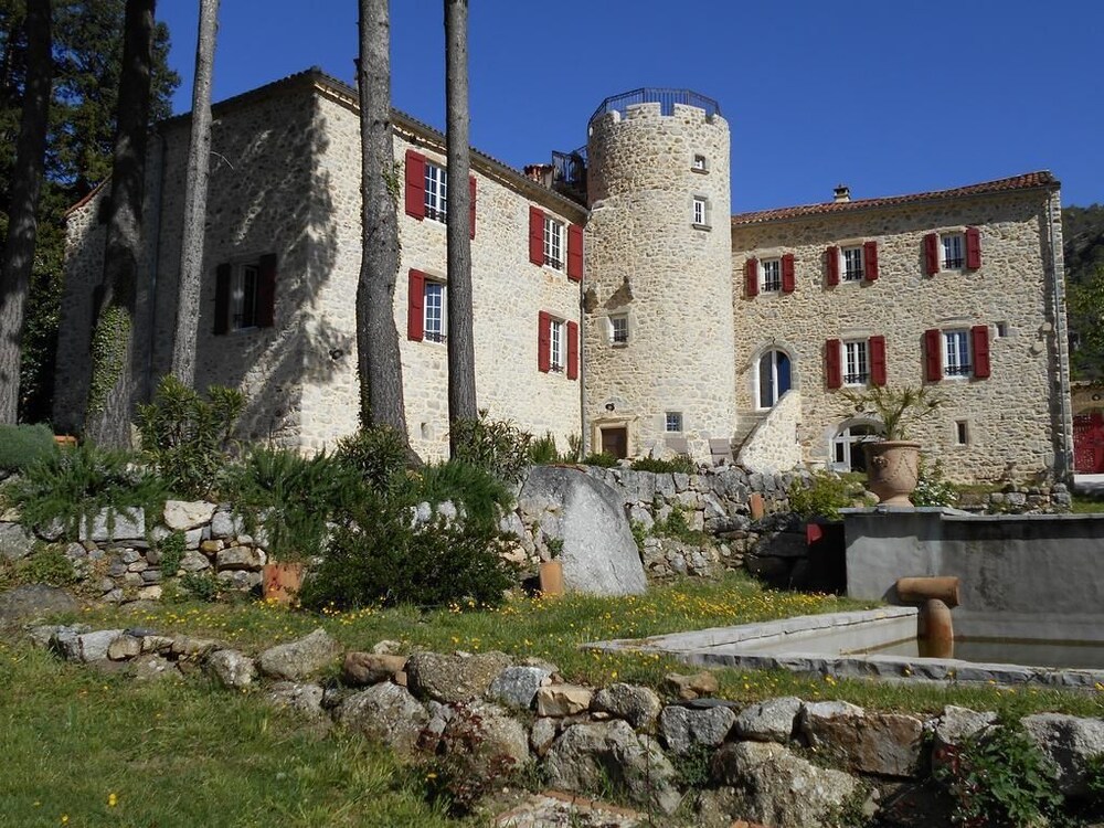Chateau De La Rode — hotel in Le Vigan