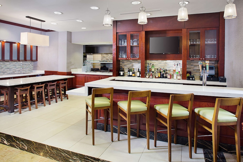 Hilton Garden Inn Virginia Beach Town Center - photo 35