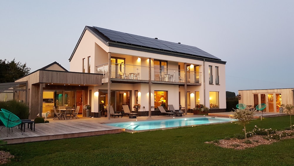 B&B La Chabetaine — 4-Star Luxury Hotel in Vaux-Sur-Sure, Belgium