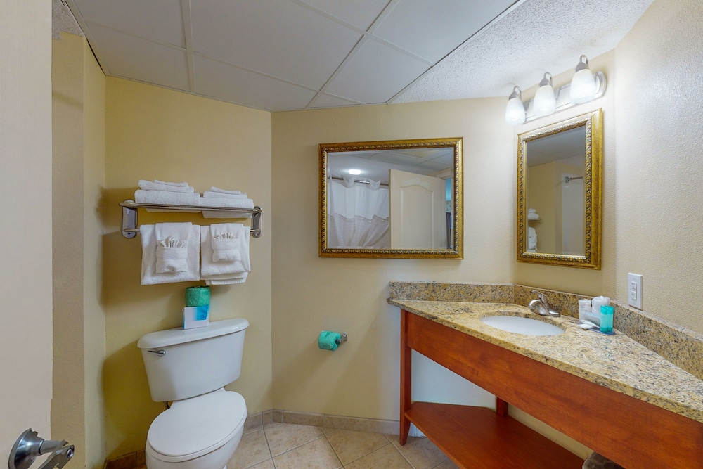 Carolinian Beach Resort by Vacasa - photo 64