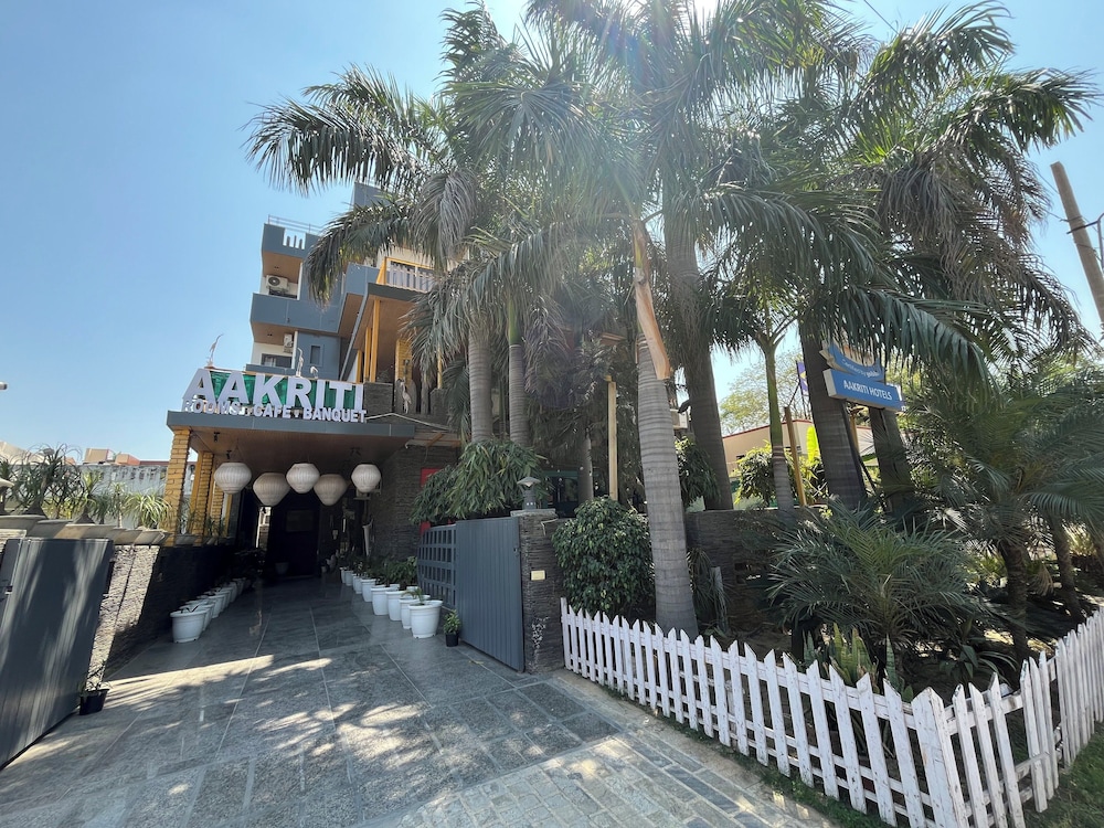 Aakritii Hotels