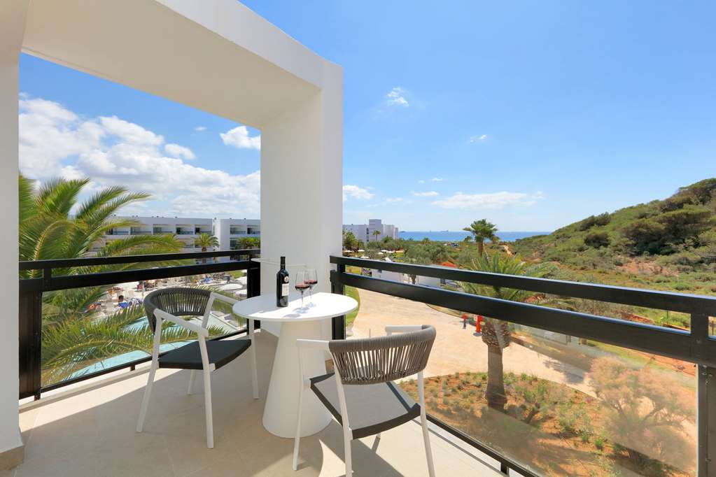 Grand Palladium Select Palace Ibiza - carbon neutral hotel in Ibiza