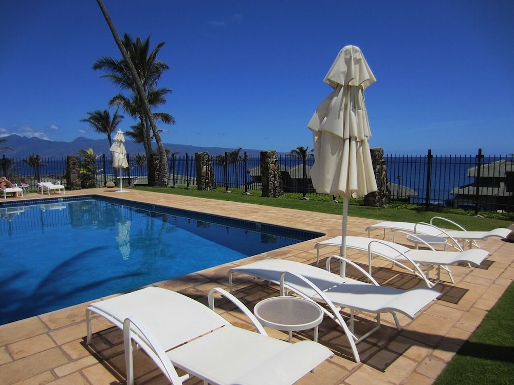 Kapalua Bay Villa 22G4 Gold Ocean Front 1 Br Villa — 4-Star Luxury Hotel in Lahaina, United States
