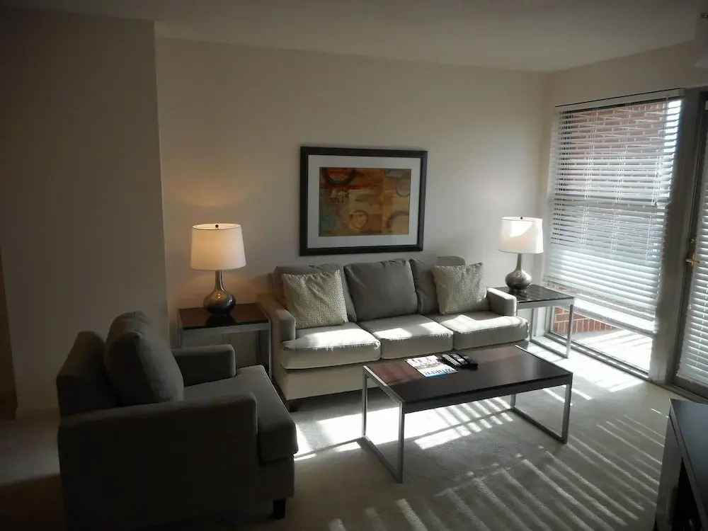 1301 Thomas Circle - photo 4