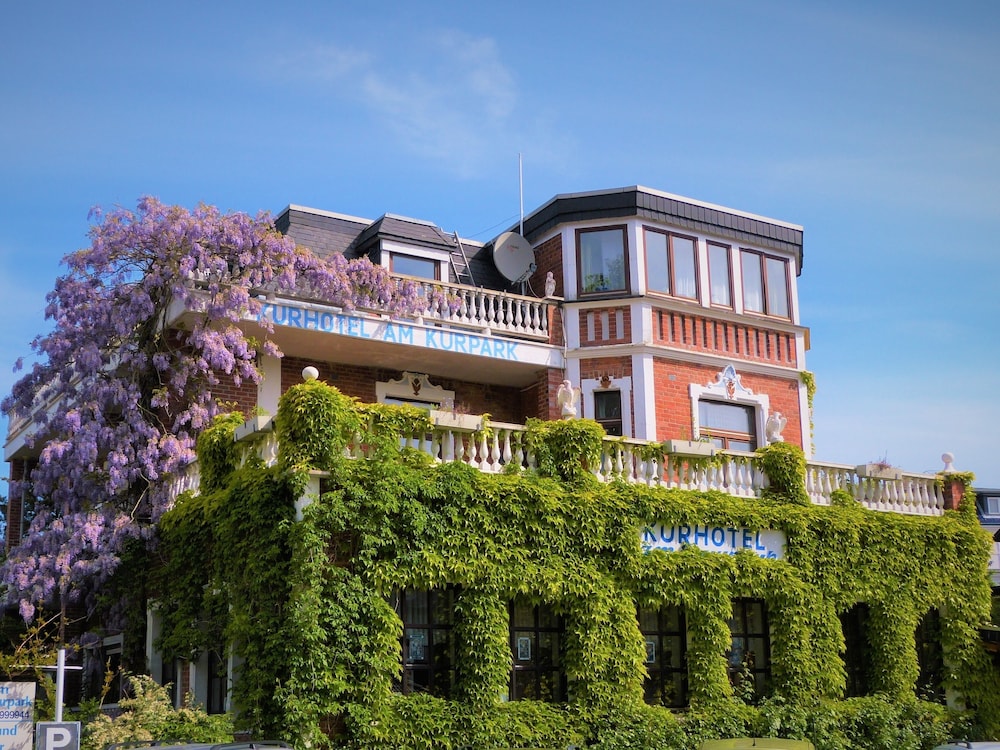 Hotel Am Kurpark - carbon neutral hotel in Malente