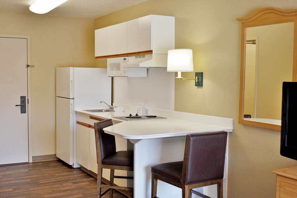 Extended Stay America Cleveland Beachwood Orange Place N - photo 23