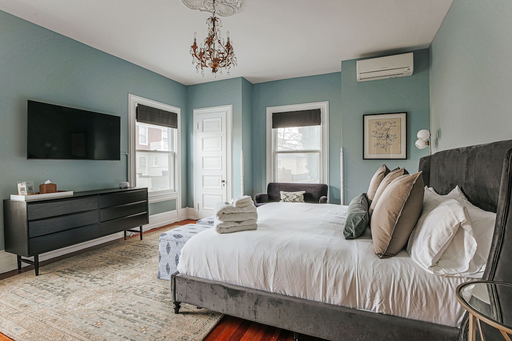 The Historic Berkeley Place - photo 16