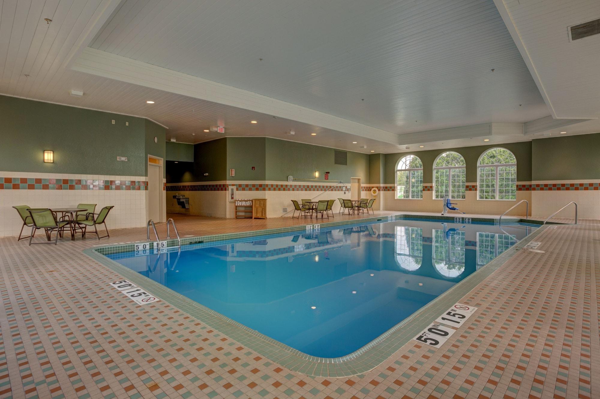 Holiday Inn Hotel & Suites Milwaukee Airport by IHG - photo 6