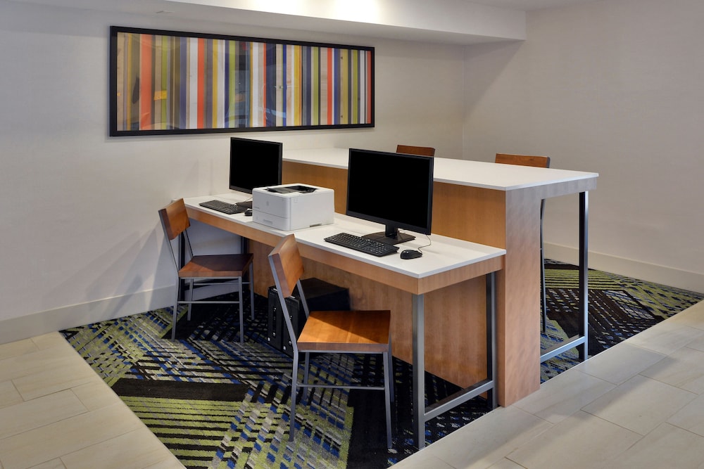 Holiday Inn Express Danville by IHG - photo 38