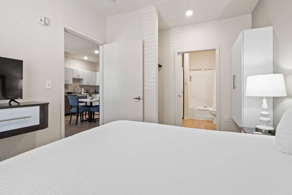 WaterWalk Extended Stay by Wyndham Kansas City Overland Pk - photo 27
