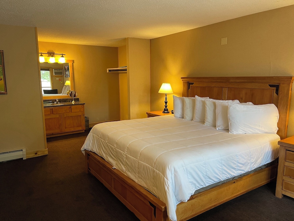 Hotel Estes - photo 9