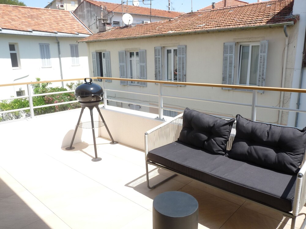 Secret Garden 203 — 4-Star Luxury Hotel in Cannes, France