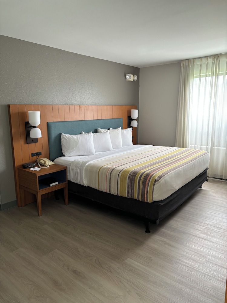 Country Inn & Suites by Radisson Shelby NC - photo 4