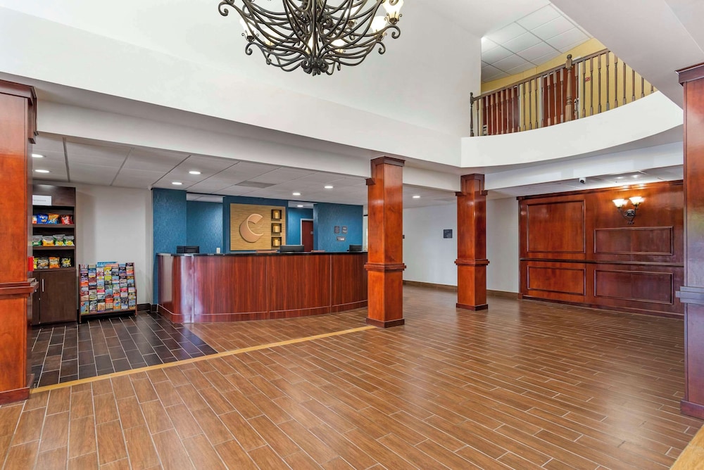 Comfort Suites Atlanta Airport - photo 4