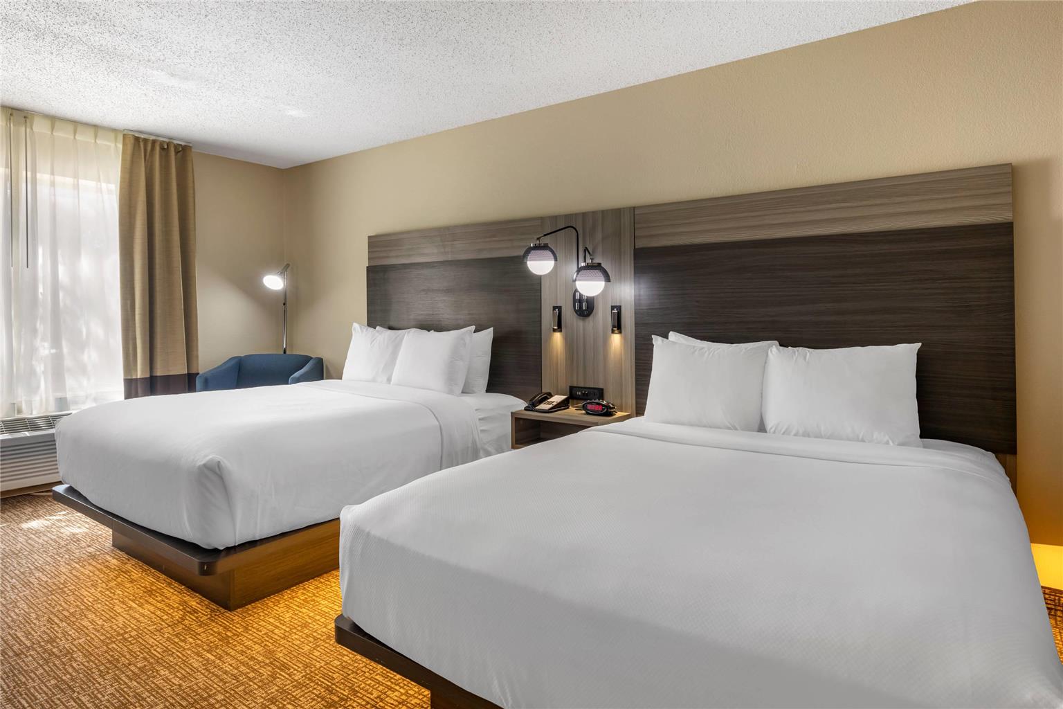 Comfort Inn & Suites North Dallas Addison - photo 11