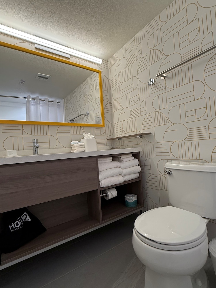 Home2 Suites by Hilton Scottsdale Old Town - photo 20