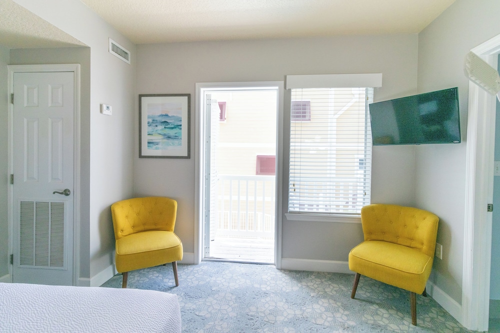 Seaside Amelia Inn - photo 11