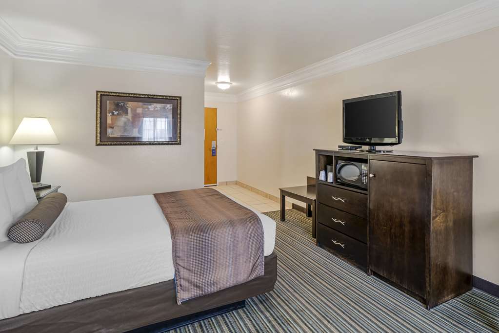 Best Western Liberty Inn - photo 16