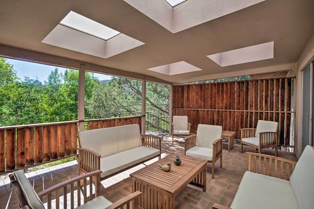 Swim Spa & Private Tavern: Sedona Hideaway - photo 18