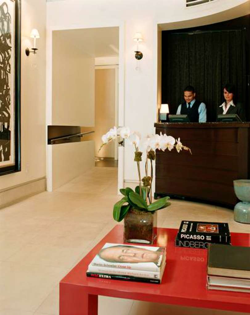 City Club Hotel - photo 8