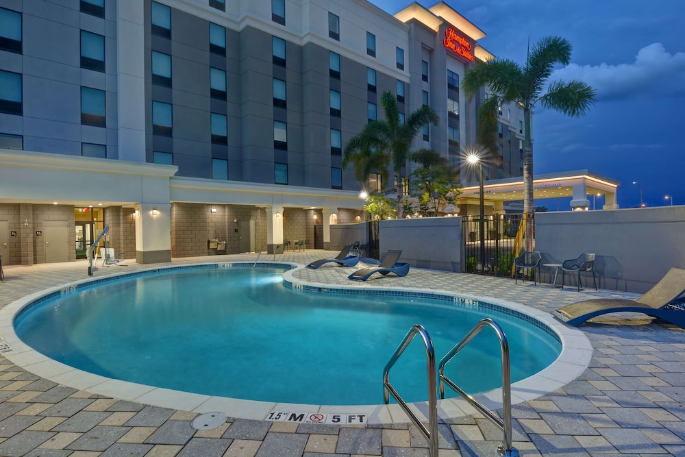 Hampton Inn & Suites Tampa Riverview Brandon - photo 49