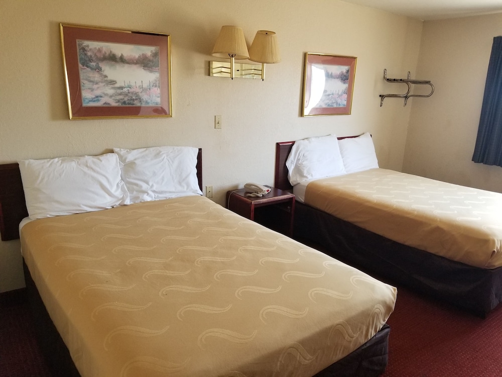Americas Stay Inn - photo 10