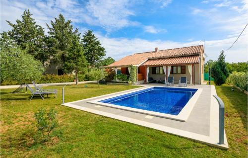 3 Bedroom Beautiful Home In Krnica — 4-Star Luxury Hotel in Marcana, Croatia