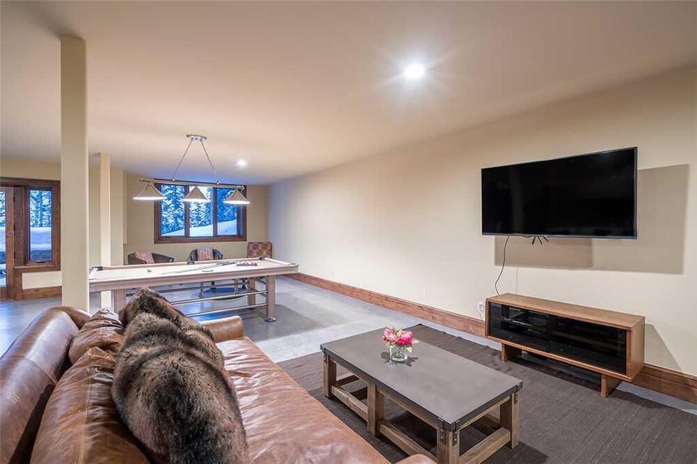 Prospect Falls by Exceptional Stays - photo 13
