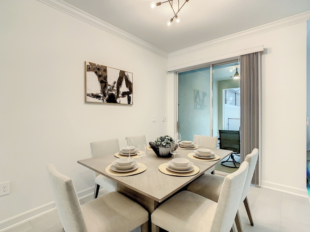 Sophisticated Living at Storey Lake - photo 31