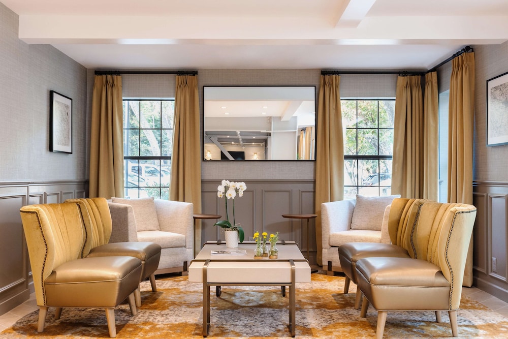 The Inn at Saratoga Tapestry Collection by Hilton - photo 5