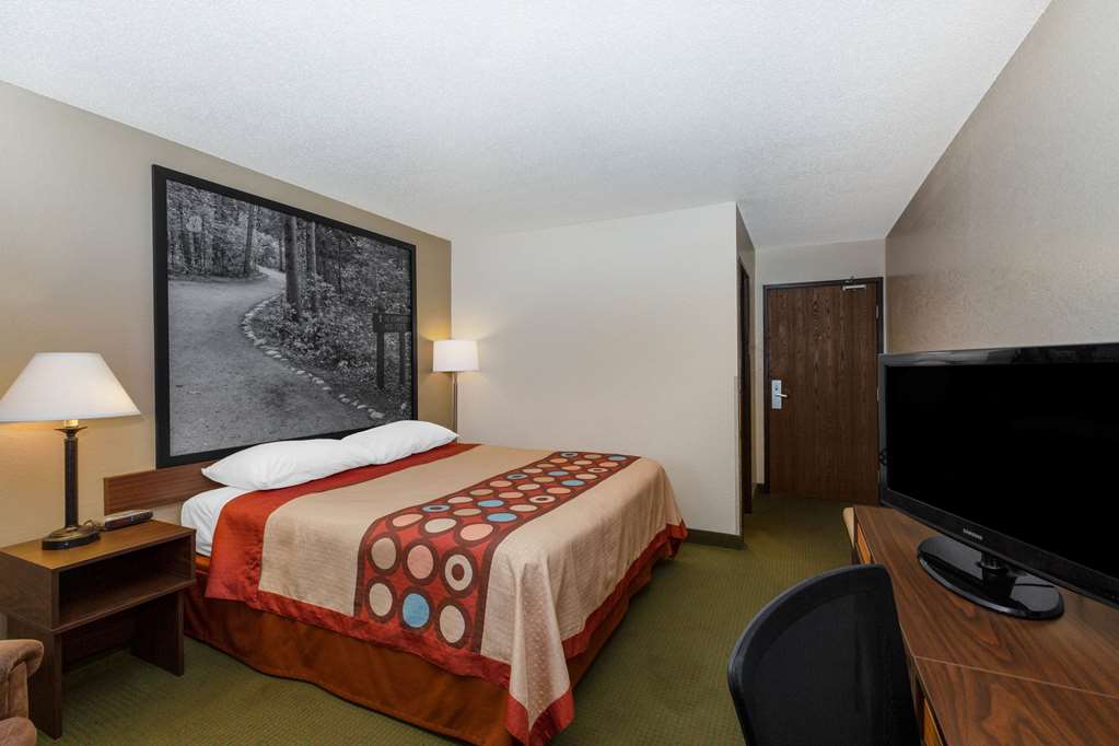 Super 8 by Wyndham Bemidji MN - photo 13