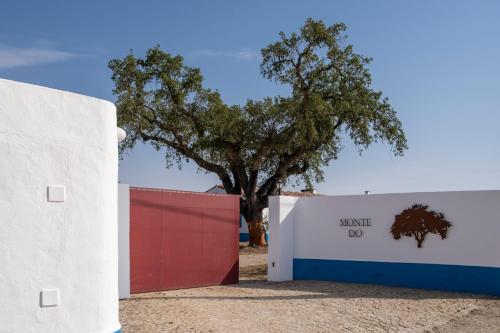 Monte do Sobreiro - carbon neutral hotel in Vimeiro