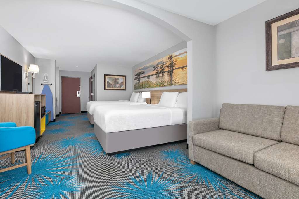 Days Inn & Suites by Wyndham Cabot - photo 16
