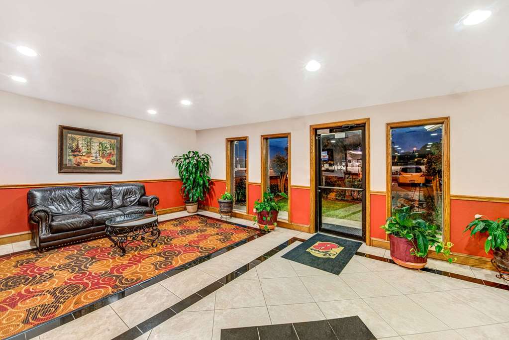 Super 8 by Wyndham McKinney Plano Area - photo 3