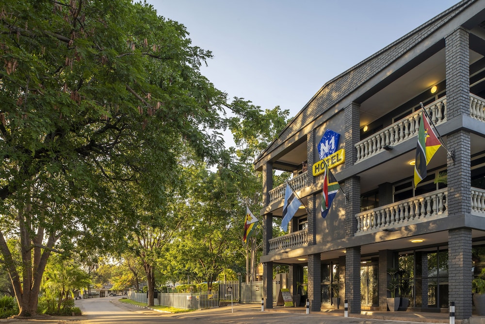 The N1 Hotel & Campsite Victoria Falls